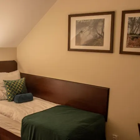 Forrest Style Goscinne 바르샤바