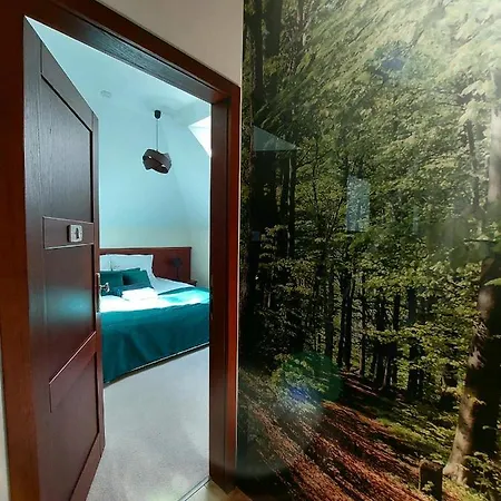 Forrest Style Goscinne *